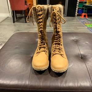 Women’s cliff boots